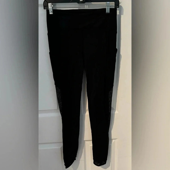 Lululemon fresh mesh run crop pockets mesh black yoga running gym  shapewear US6 - Picture 3 of 8